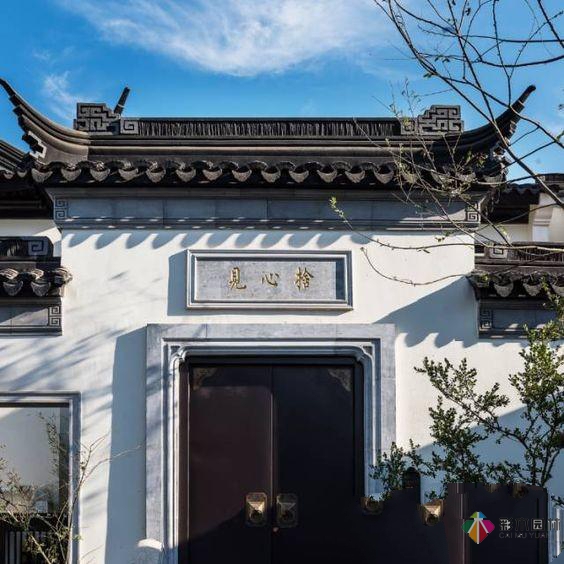 庭院設(shè)計——不同的材質(zhì)門設(shè)計出不同風(fēng)格的庭院入口